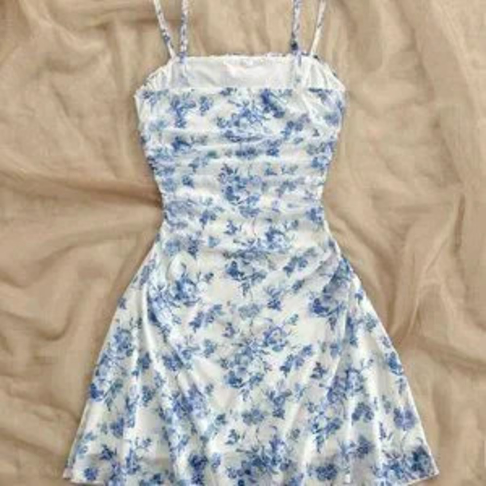 Blue And White Boho Women's Floral Mesh Halterneck Vacation Dress - Picture 2 of 5